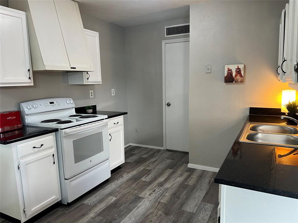 Parkwood East - Residential
