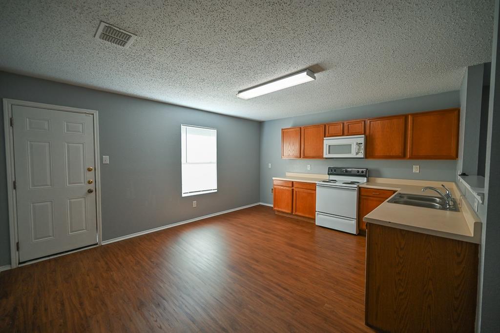 7713 Settlement Drive