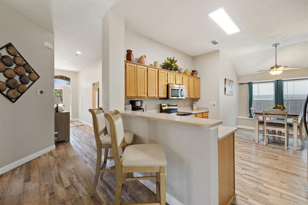 1225 Whitehorse Drive