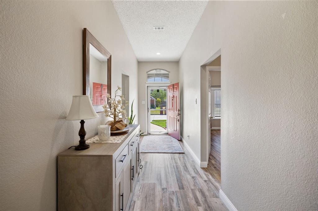 1225 Whitehorse Drive