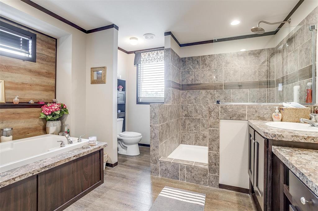 Lake Granbury Estates - Residential