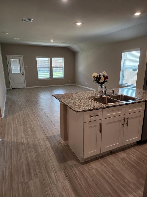 River's Edge - Residential Lease