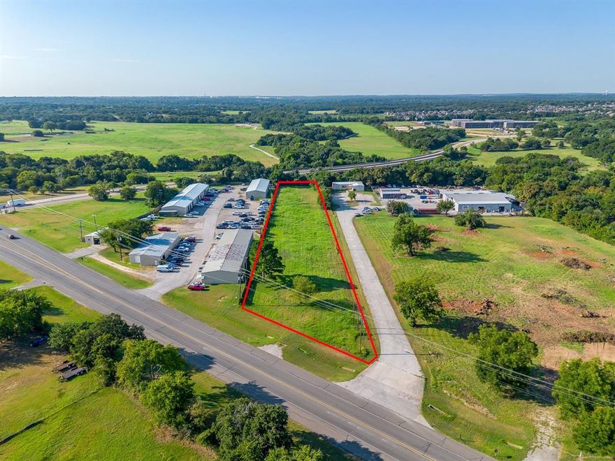 Exceptional opportunity to secure property in fast growing Burleson Texas. Located just minutes from Old Town Burleson and positioned near the high-traffic intersection of East Renfro and Hidden Creek, this site offers outstanding visibility and accessibility. With access to city water and sewer, the property is development-ready and ideal for a wide range of commercial uses.
Burleson continues to experience rapid residential and commercial growth, making this a high-demand area for new businesses. Don’t miss the chance to invest in a premier location with strong long-term potential.