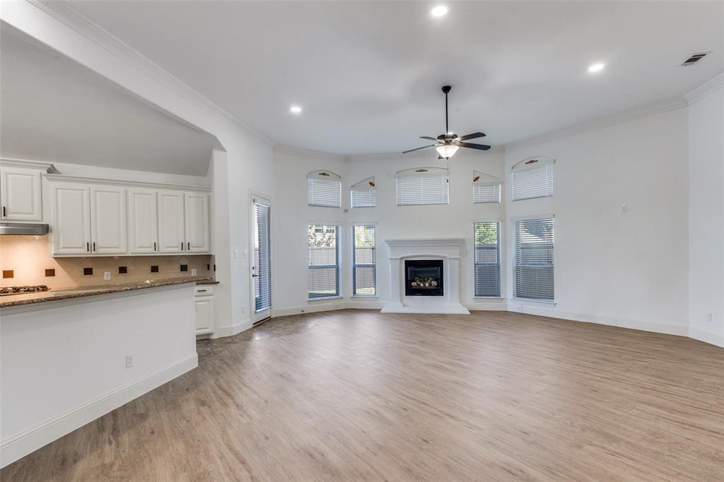 1526 Snowberry Drive