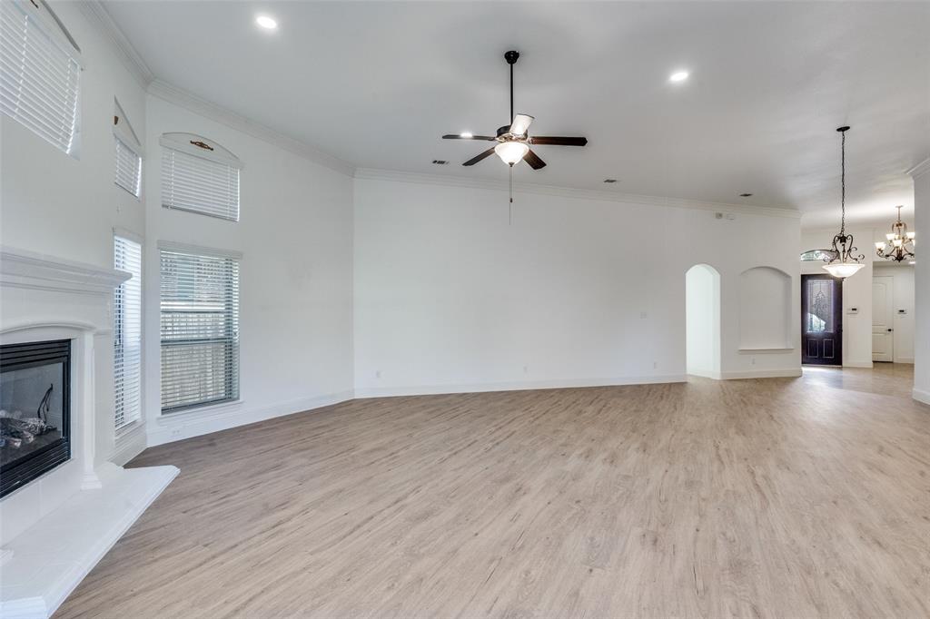 1526 Snowberry Drive