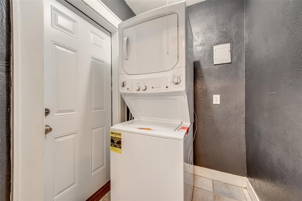 BYERS & MCCART - Residential Lease