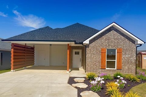 Photo of 300 Rike Road, Mabank, TX 75147 (MLS # 21201120)