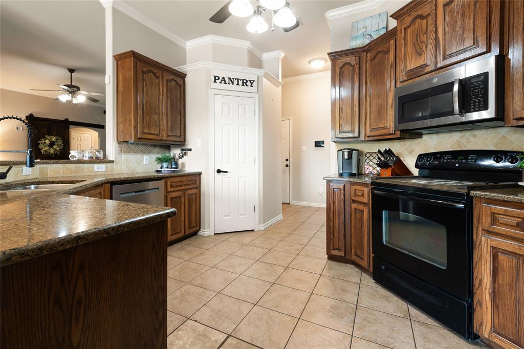 Callahan Divide - Residential