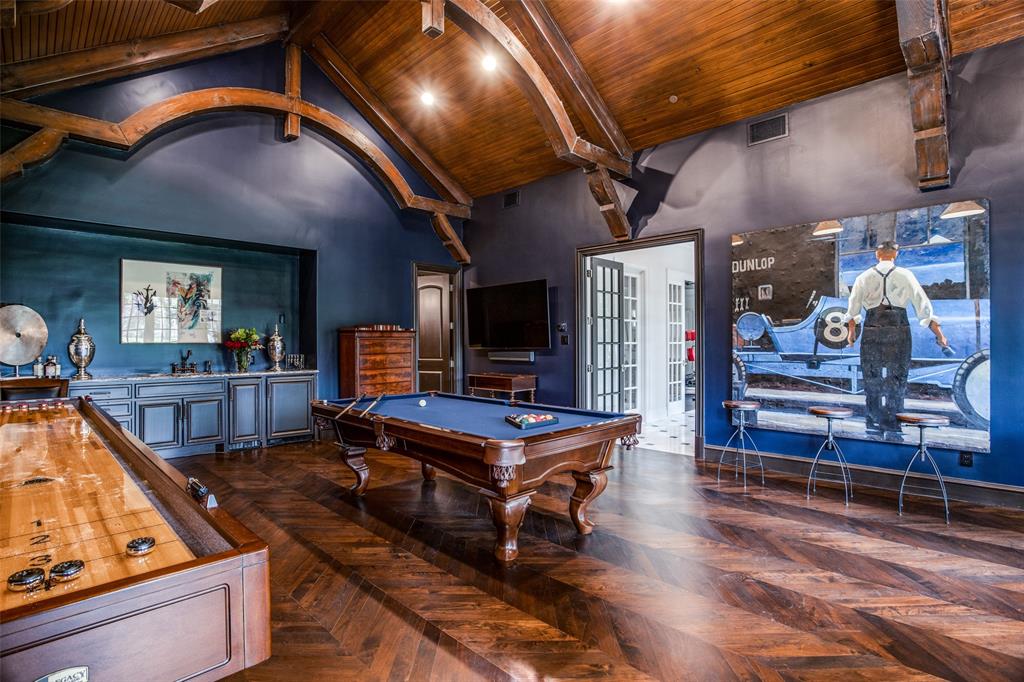 Venetian - Residential