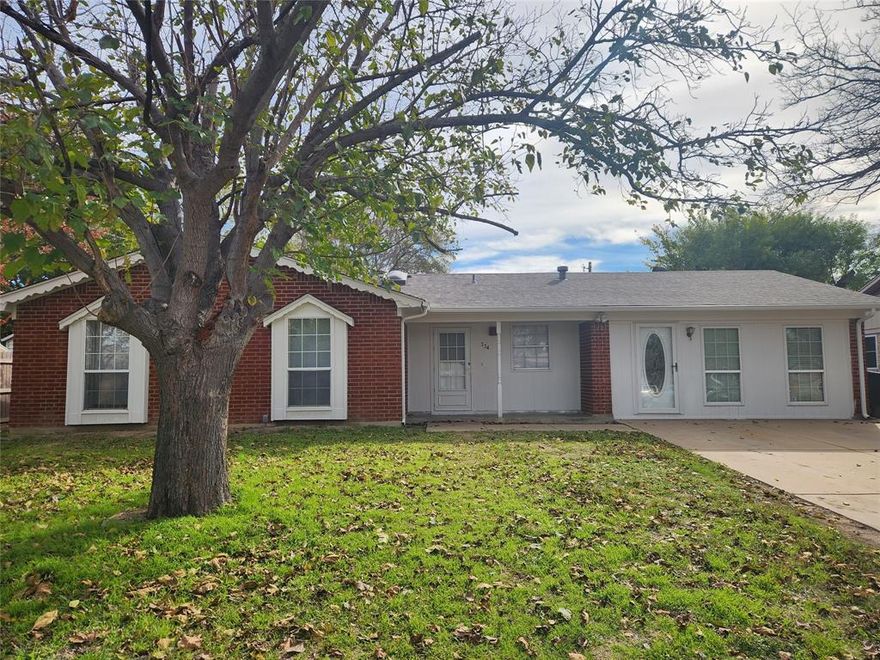 Nice 3 bedroom 2 bath home in Burleson. Garage has been converted to bonus room. Large backyard with shed. Great location near restaurants and shopping in Burleson.