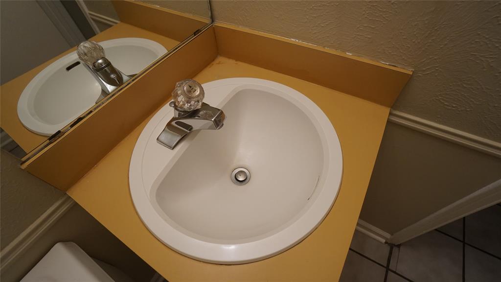 WHEAT JOHN SURVEY - Residential Lease