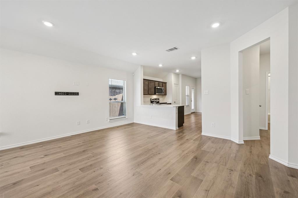 Elevon Ph 1a - Residential Lease