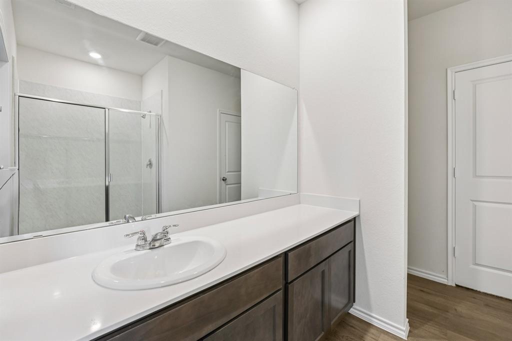 Elevon Ph 1a - Residential Lease