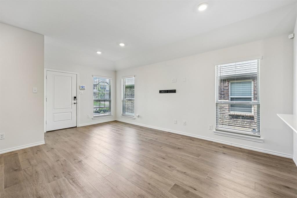 Elevon Ph 1a - Residential Lease