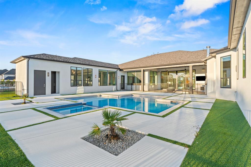 Ridge Lakes Ph 1 - Residential