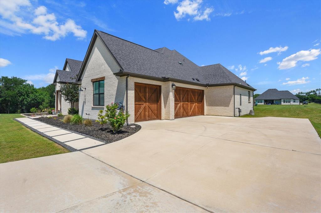 126 Buchanan Court