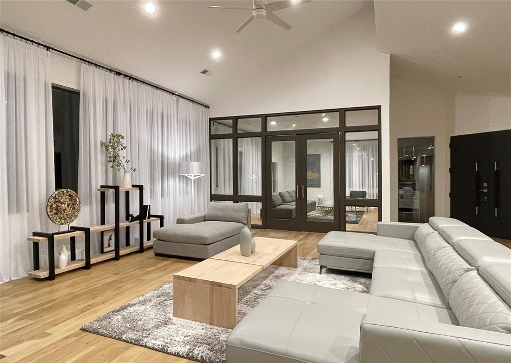 Hillcrest Wood - Residential