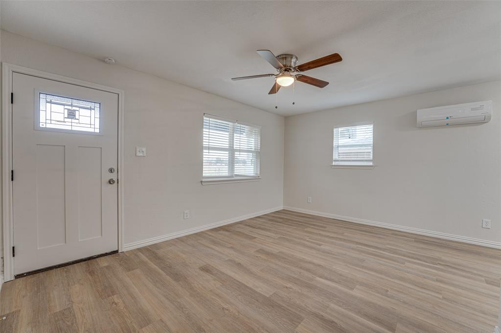 Fairview Ennis-Rev - Residential