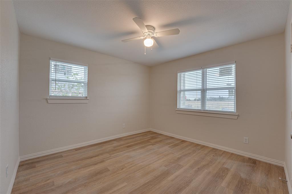 Fairview Ennis-Rev - Residential