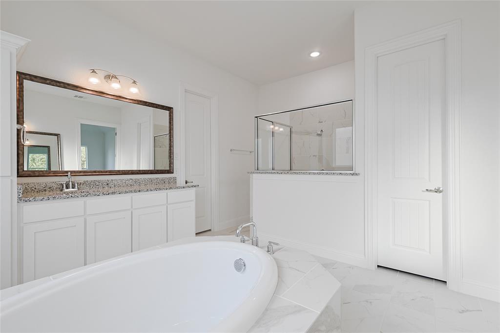 Heath Golf & Yacht Club - Residential