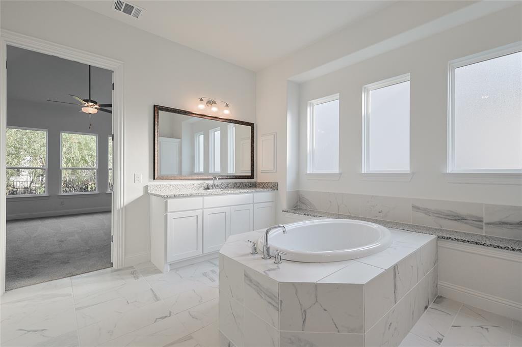 Heath Golf & Yacht Club - Residential