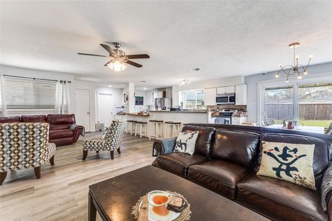 614 Melrose Drive Richardson TX 75080