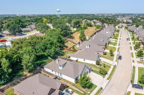 A home in Benbrook