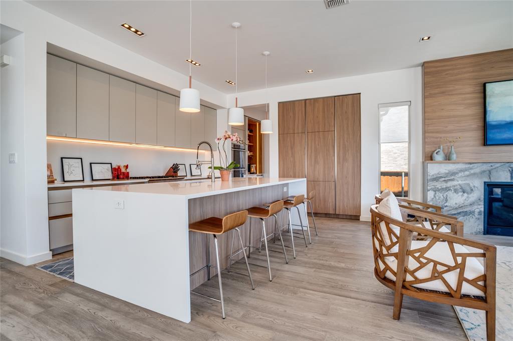 Mainvue At Phillips Creek Ranc - Residential