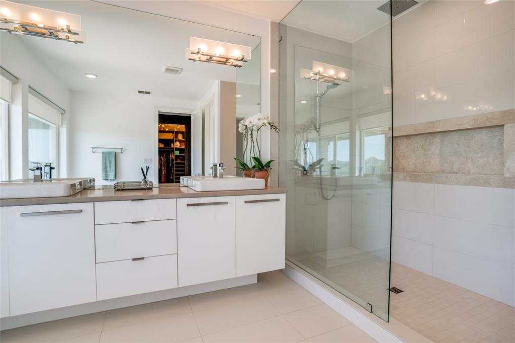 Mainvue At Phillips Creek Ranc - Residential