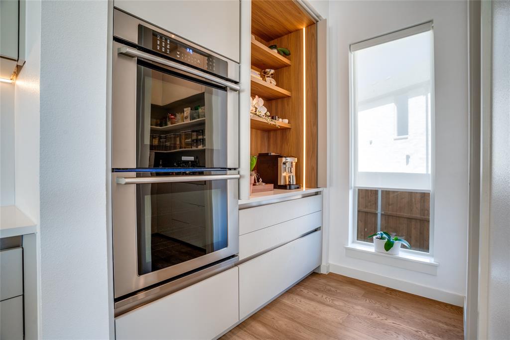 Mainvue At Phillips Creek Ranc - Residential