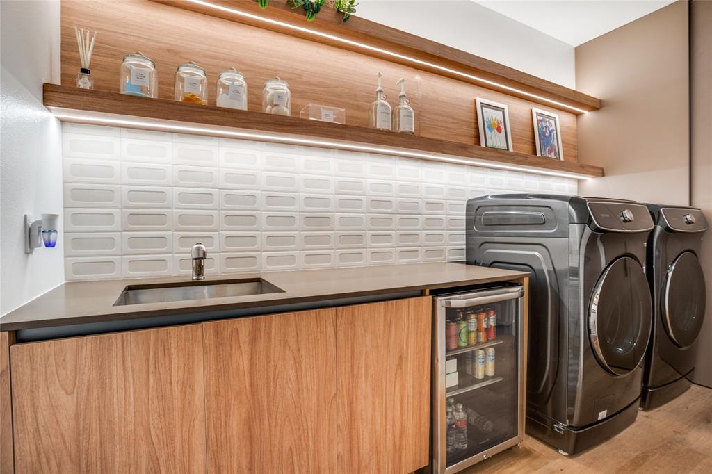 Mainvue At Phillips Creek Ranc - Residential