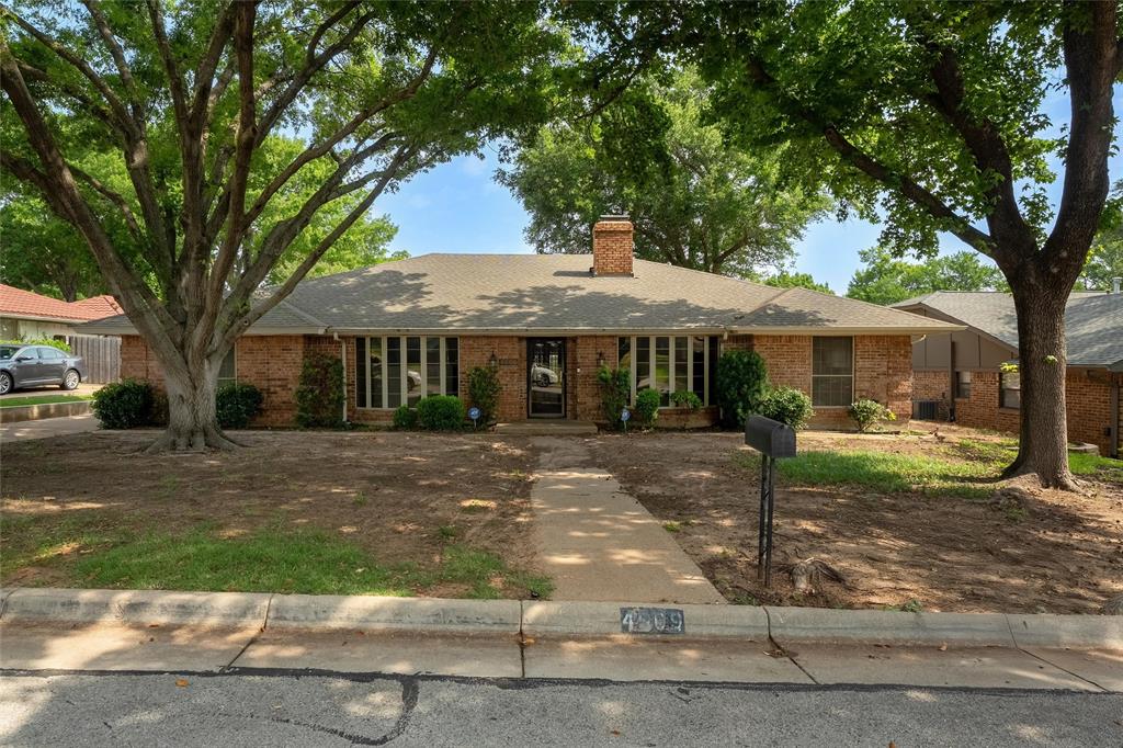 4509 Trowbridge Drive