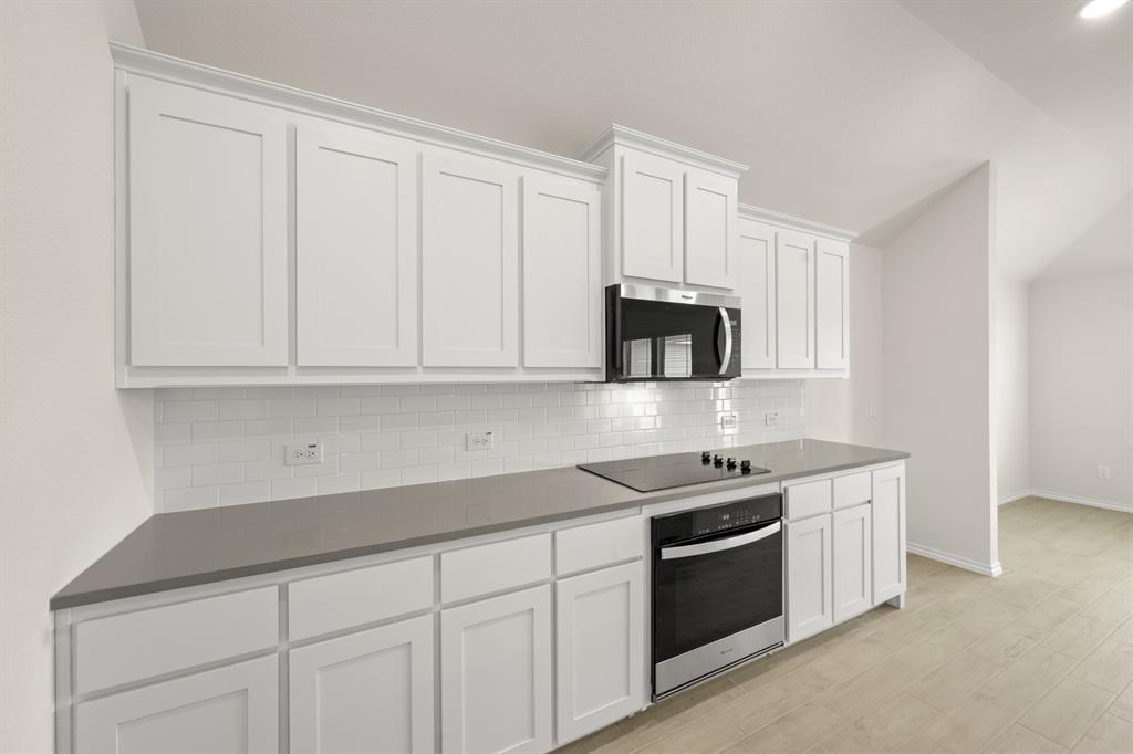 1176 Oak Spring Drive