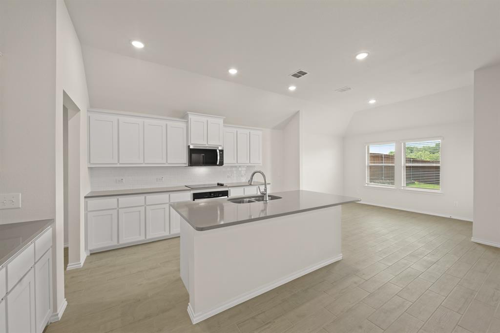 1176 Oak Spring Drive