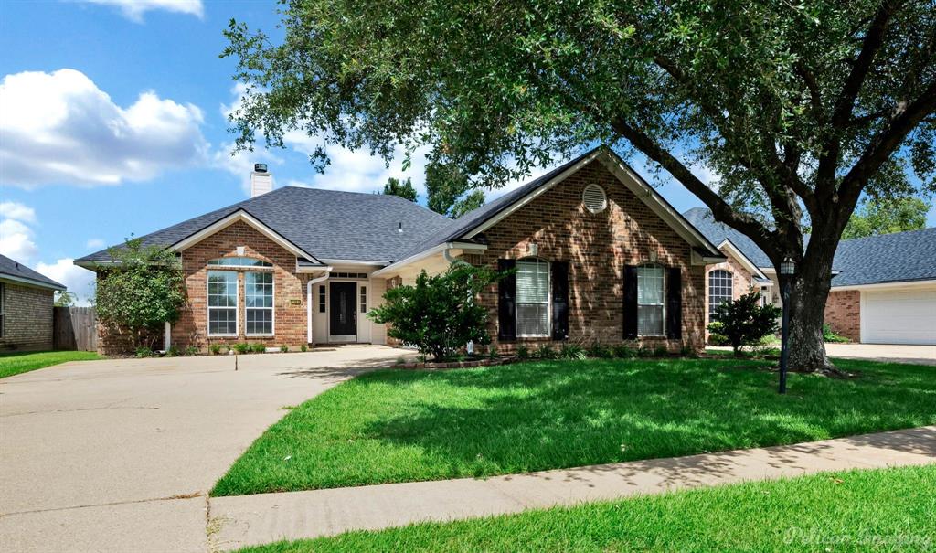 2301 W Belle Haven Drive