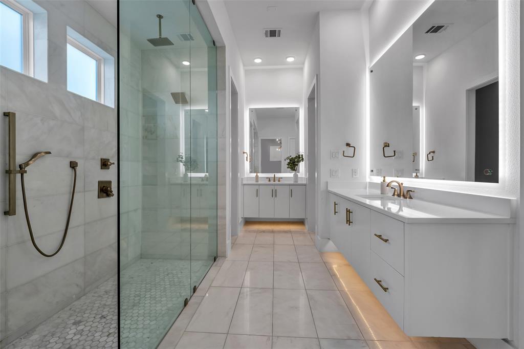 ICON AT LEGACY WEST ADDITION (CPL) BLK B, LOT 3 - Residential