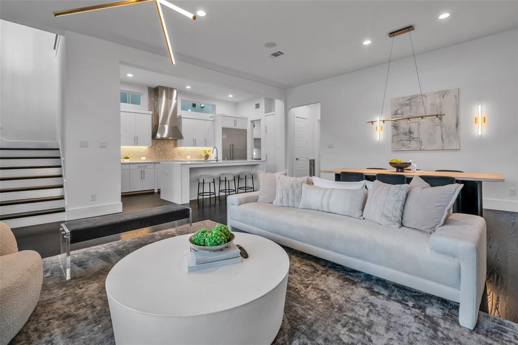 ICON AT LEGACY WEST ADDITION (CPL) BLK B, LOT 3 - Residential