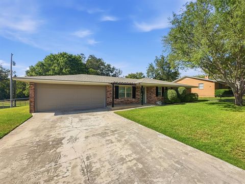 405 S Bouldin Street Hamilton TX 76531