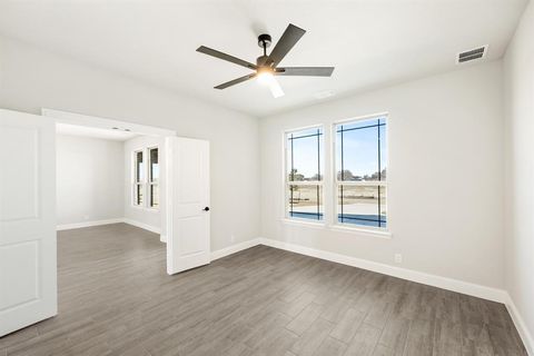 A home in Red Oak