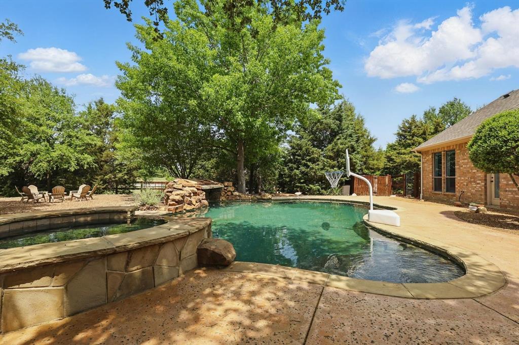 2204 Chipping Campden Road