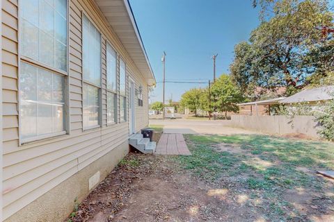 A home in Cleburne