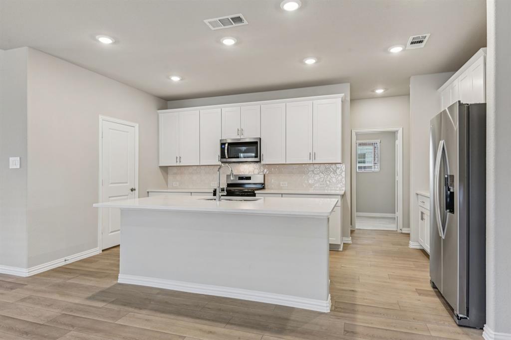 Lakehaven - Residential