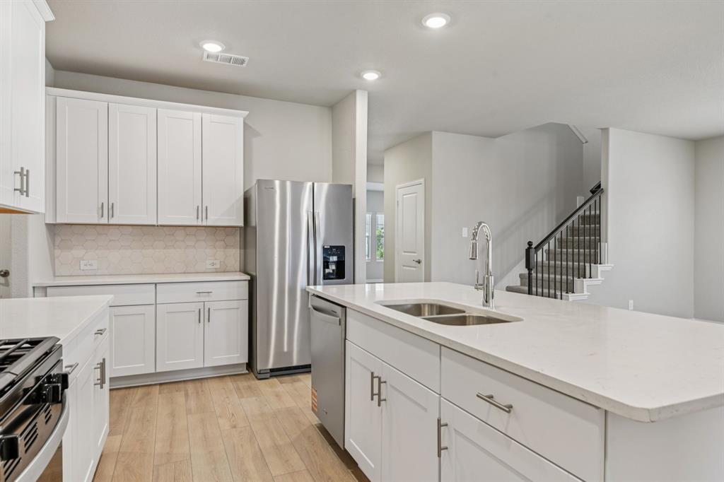 Lakehaven - Residential