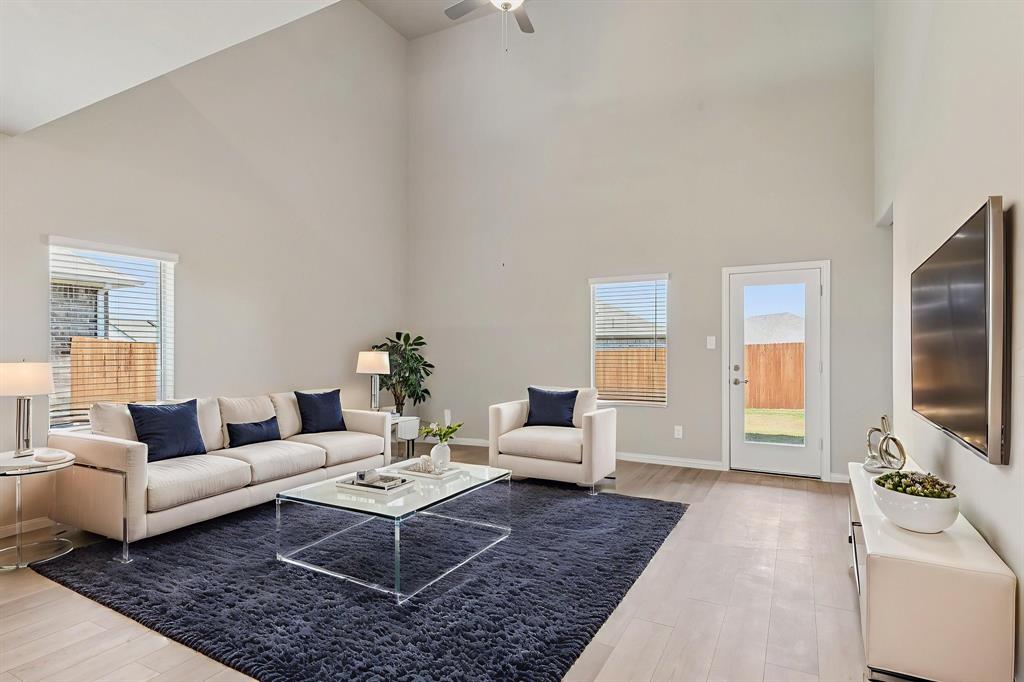 Lakehaven - Residential