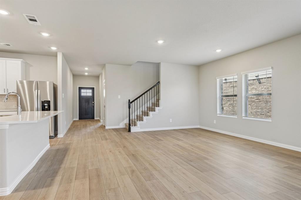 Lakehaven - Residential