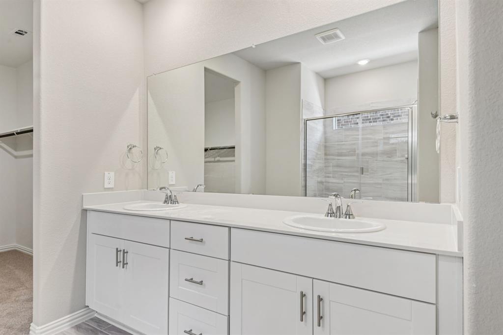 Lakehaven - Residential