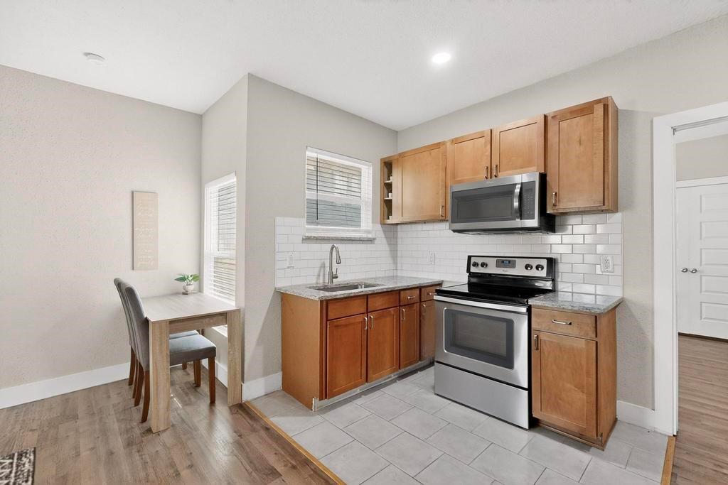 Dallas Land & Loan 03 - Residential