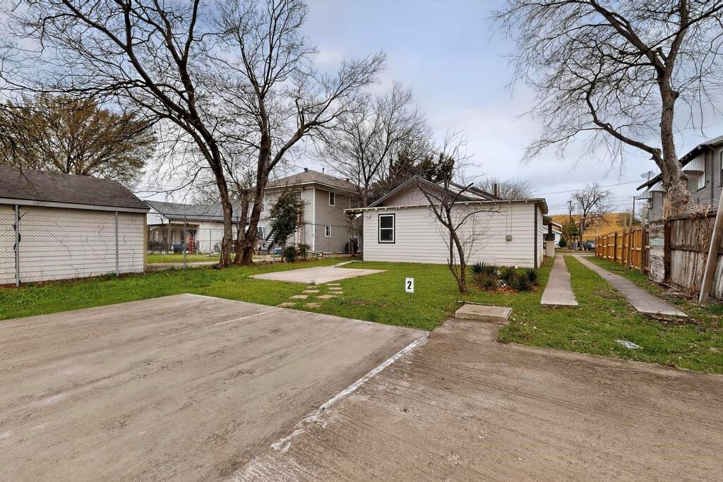 Dallas Land & Loan 03 - Residential