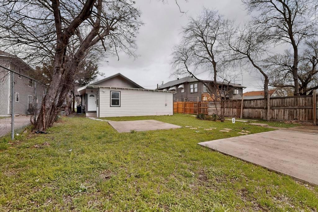 Dallas Land & Loan 03 - Residential