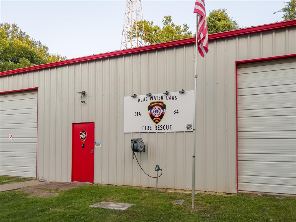 Blue Water Oaks - Residential